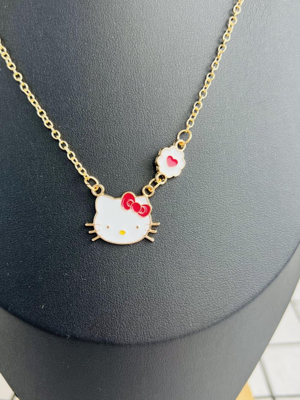 💖 Hello Kitty necklace